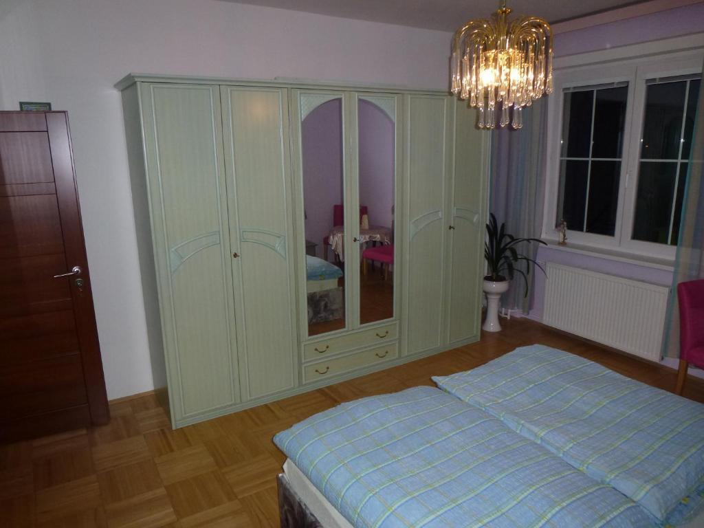 Pension Rak Karlovy Vary Kültér fotó
