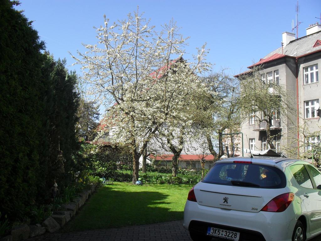 Pension Rak Karlovy Vary Kültér fotó